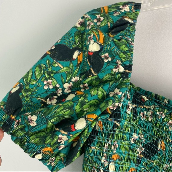 Anthropologie Dolan Toucan Print Smocked Puff Sleeve Top Green Medium - Picture 8 of 10